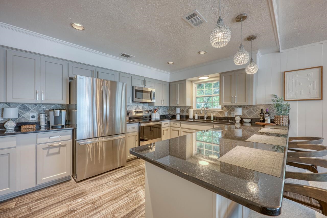 2814 Lake view Lake view Drive