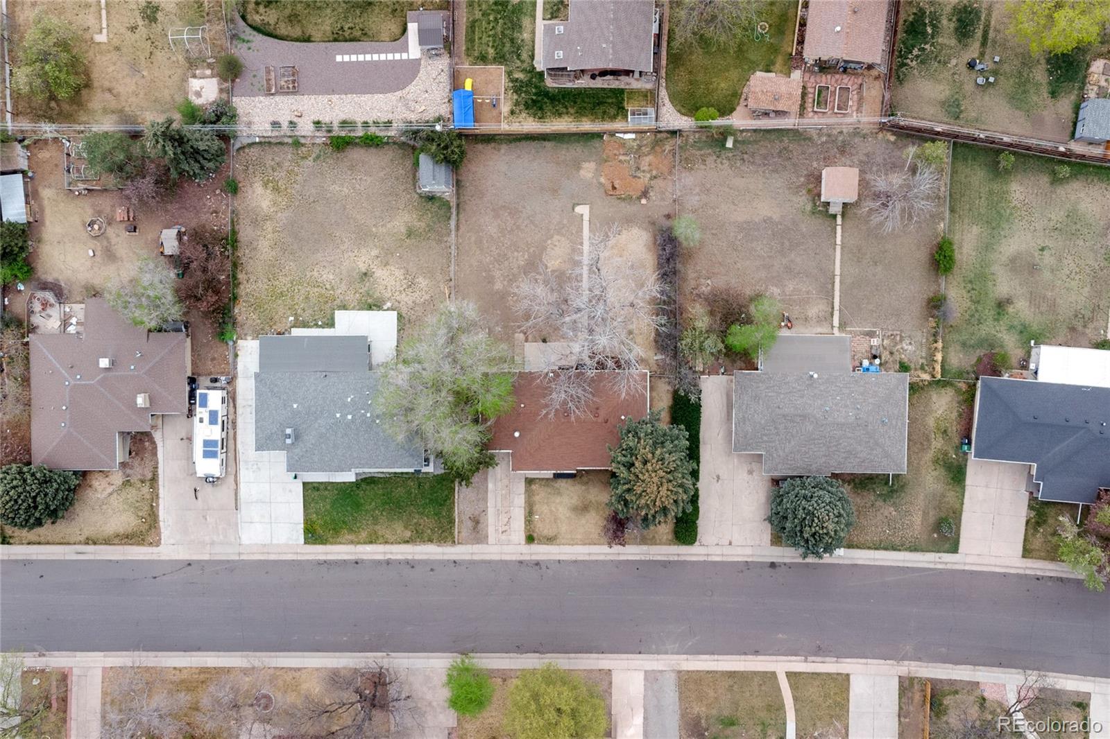 3320 W Saratoga Avenue