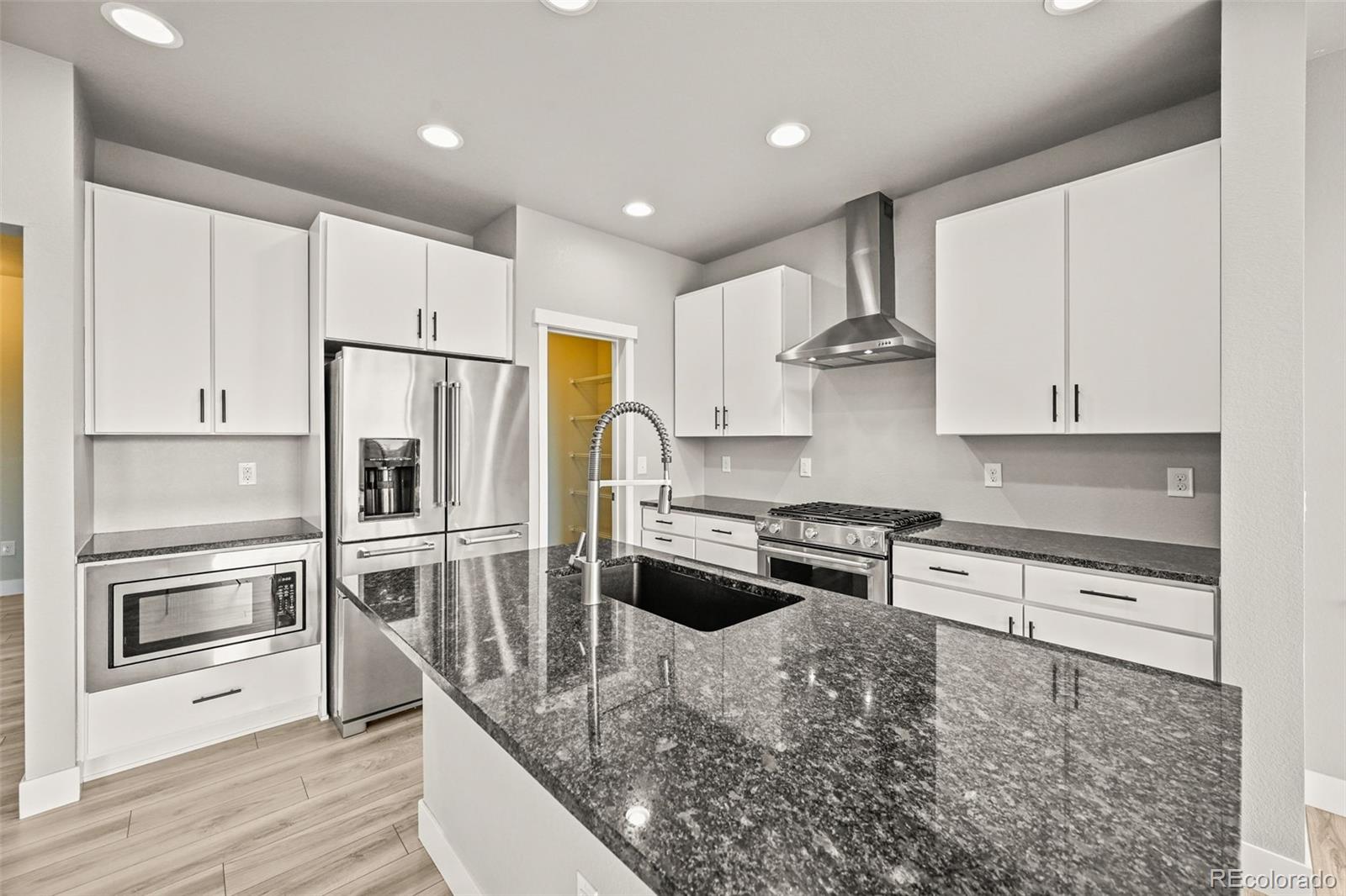 2880 W 69th Avenue