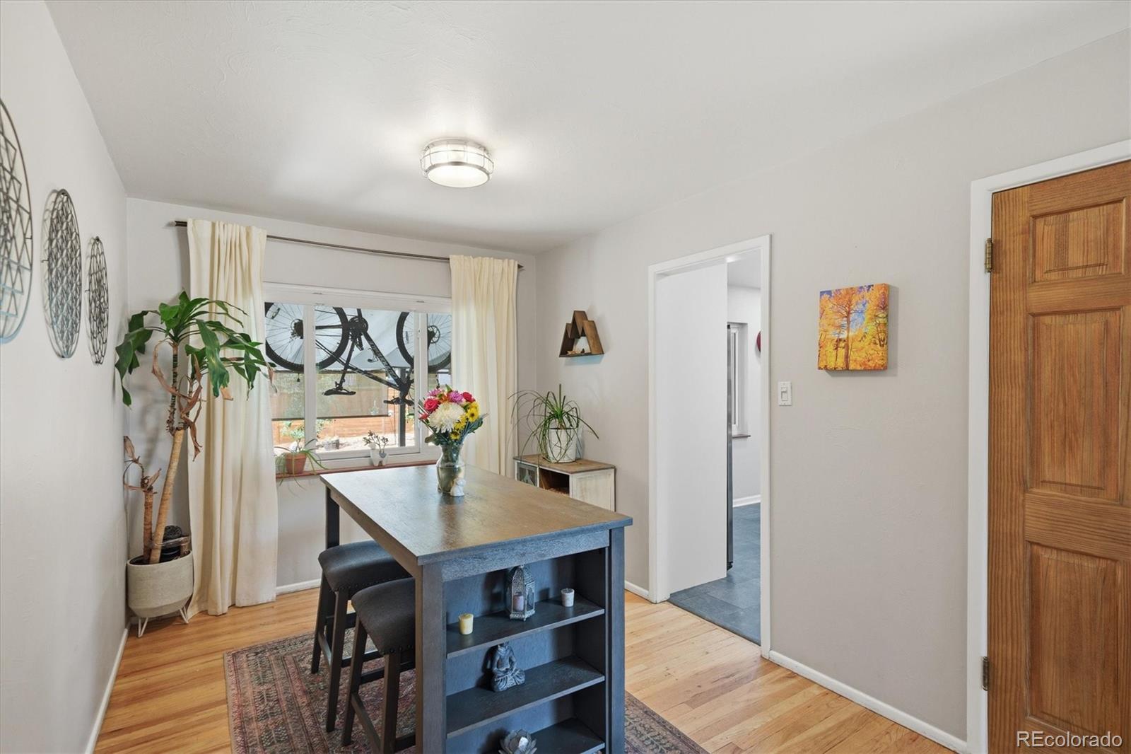 2955 S Zurich Court