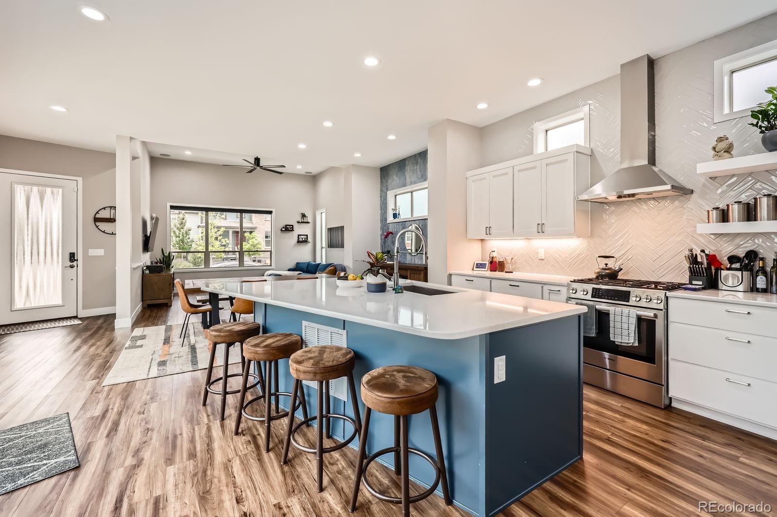 9636 Bennett Peak Street