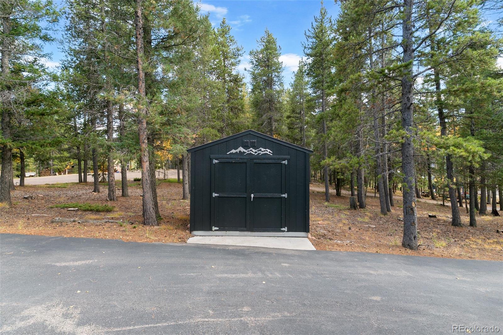 10925 Elizabeth Drive