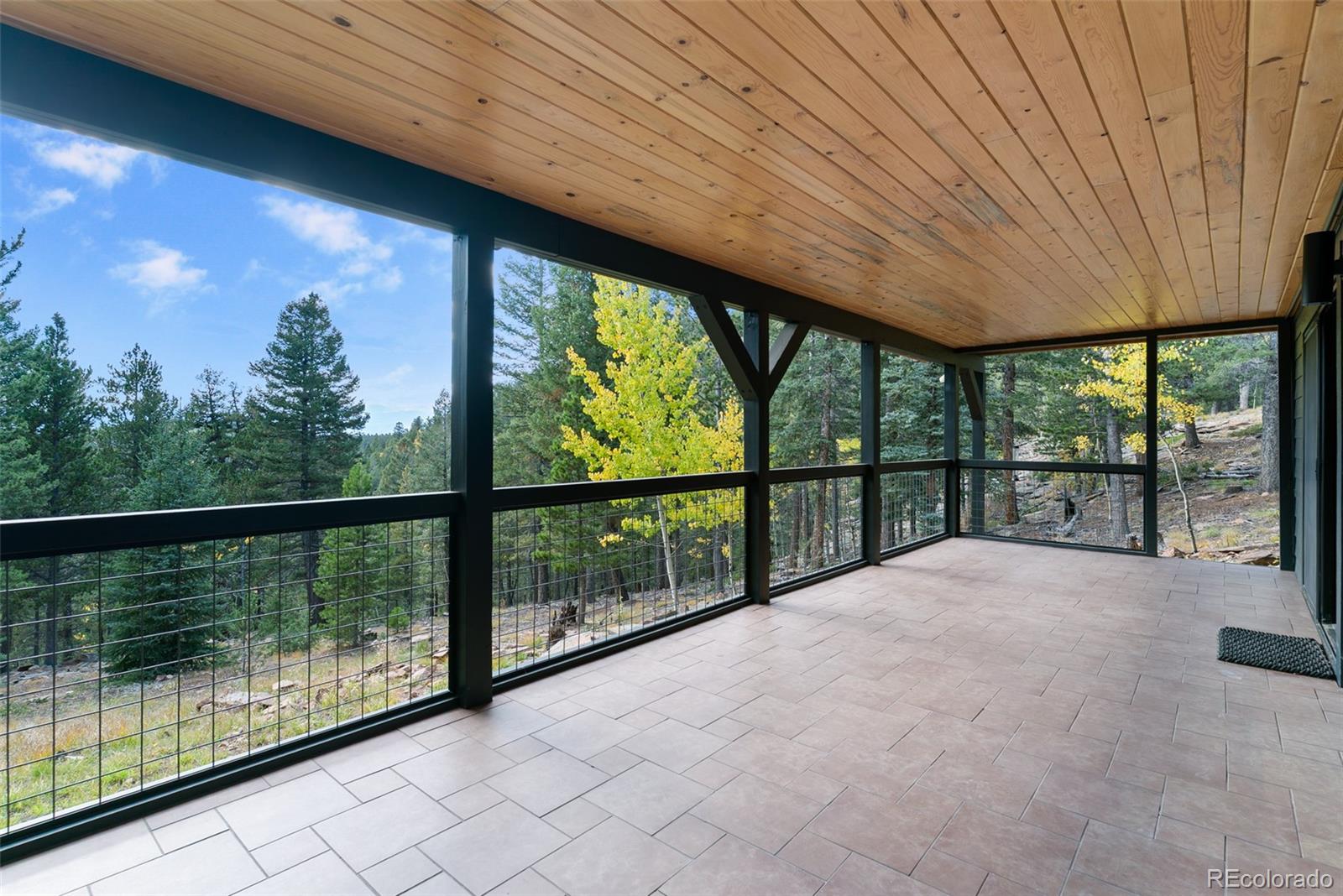 10925 Elizabeth Drive