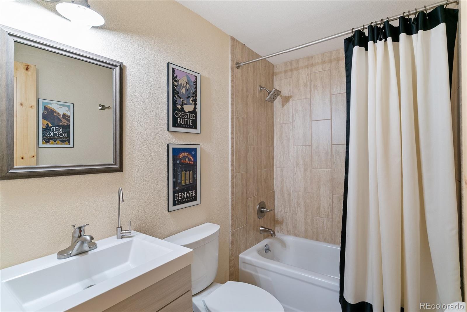 10925 Elizabeth Drive