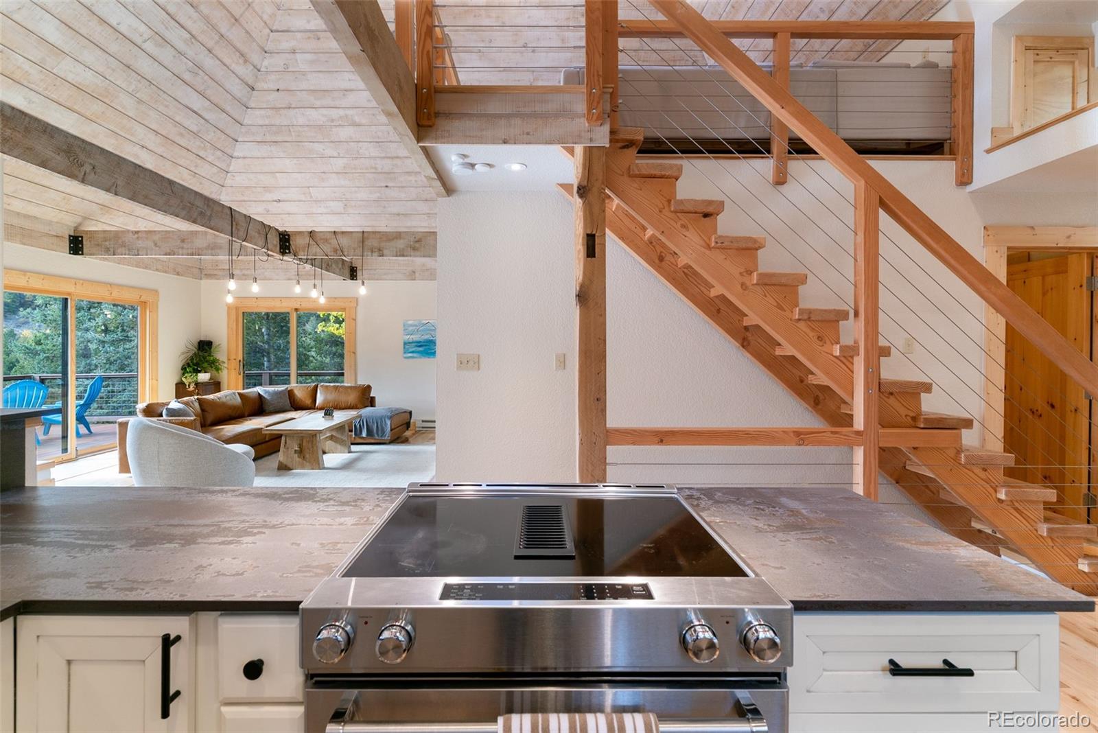 10925 Elizabeth Drive