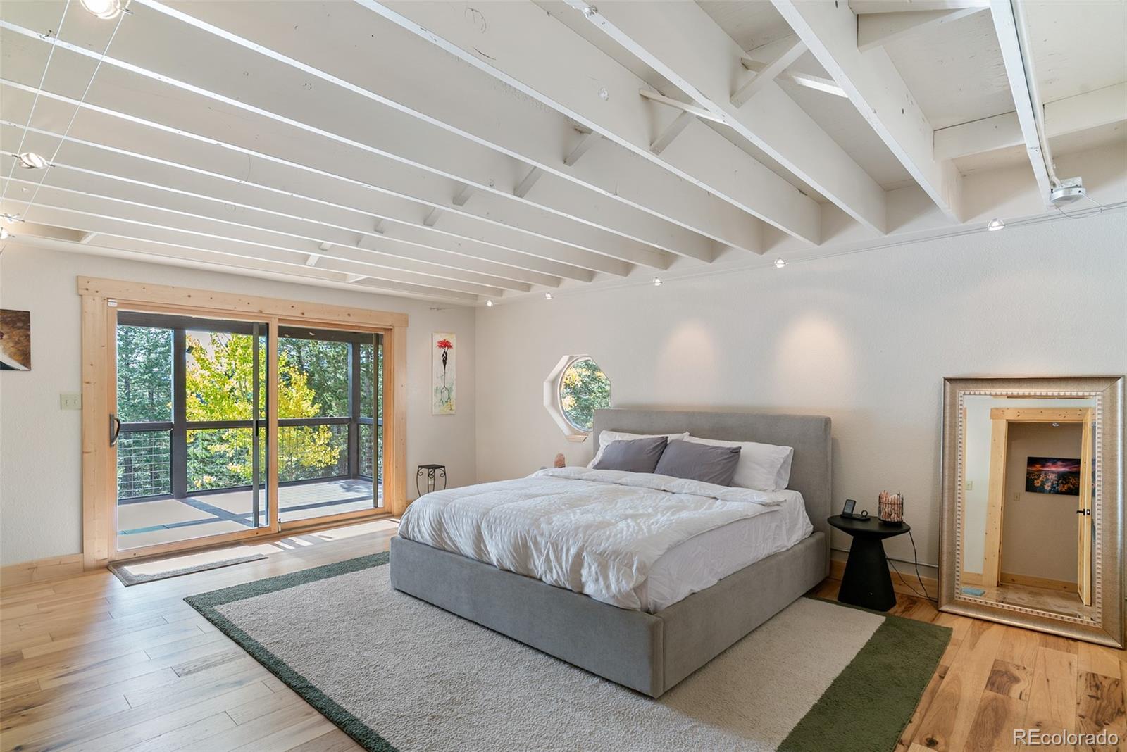 10925 Elizabeth Drive