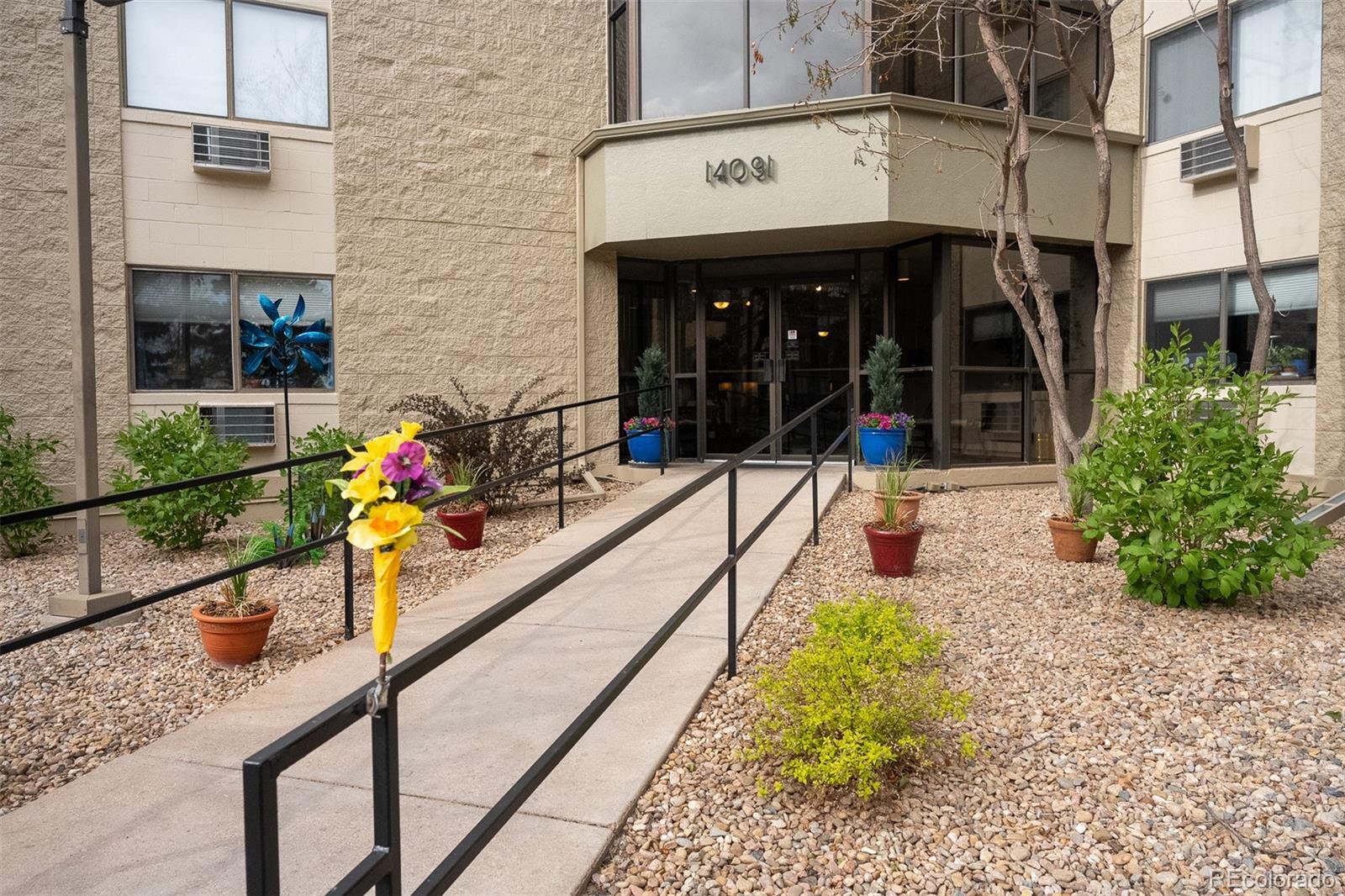 14091 E Marina Drive Unit: 612