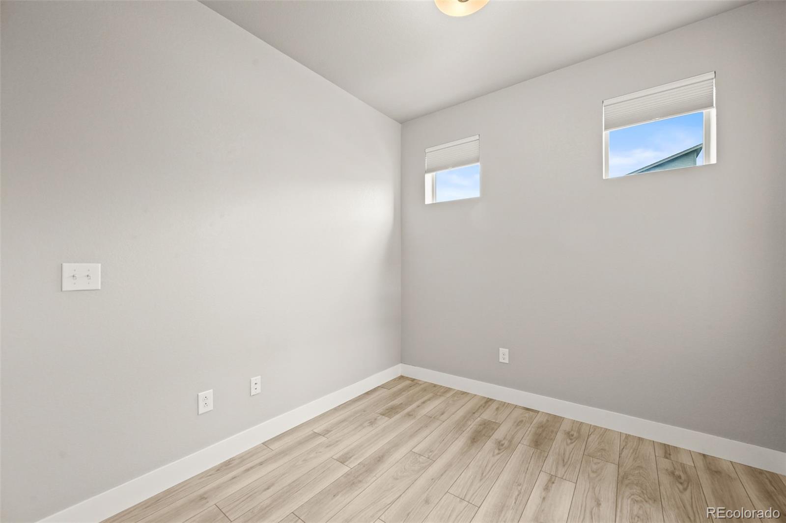 2880 W 69th Avenue