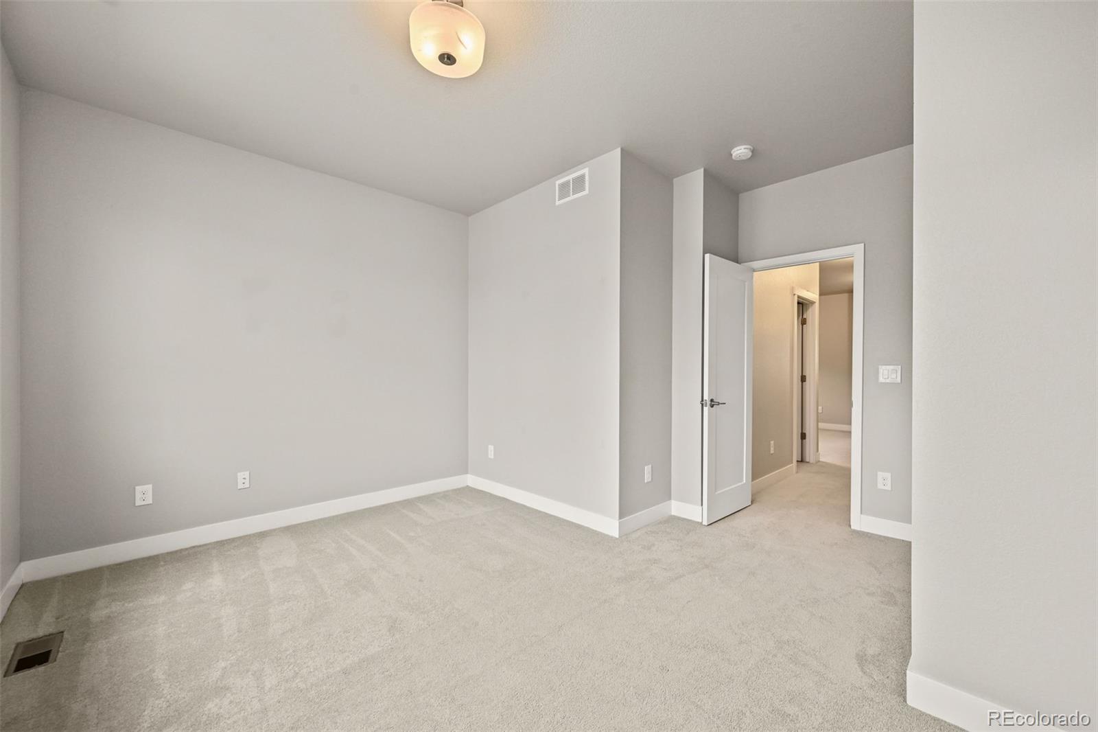 2880 W 69th Avenue