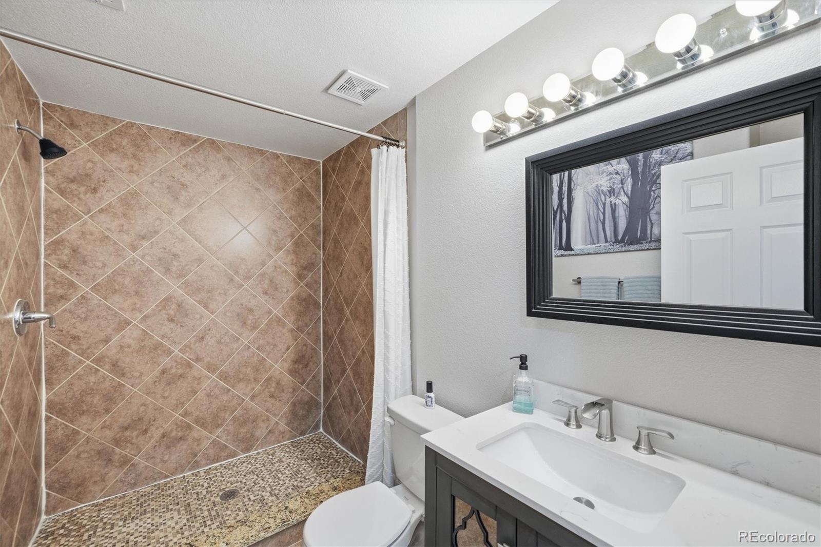 25983 E Geddes Circle