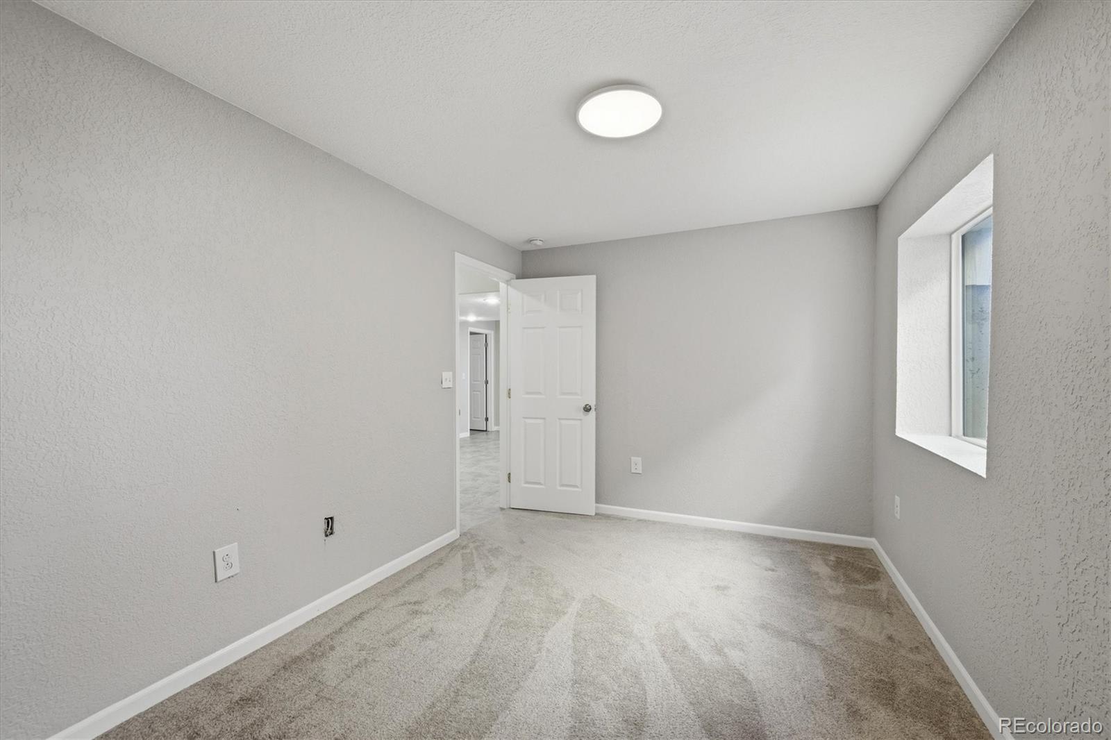 25983 E Geddes Circle