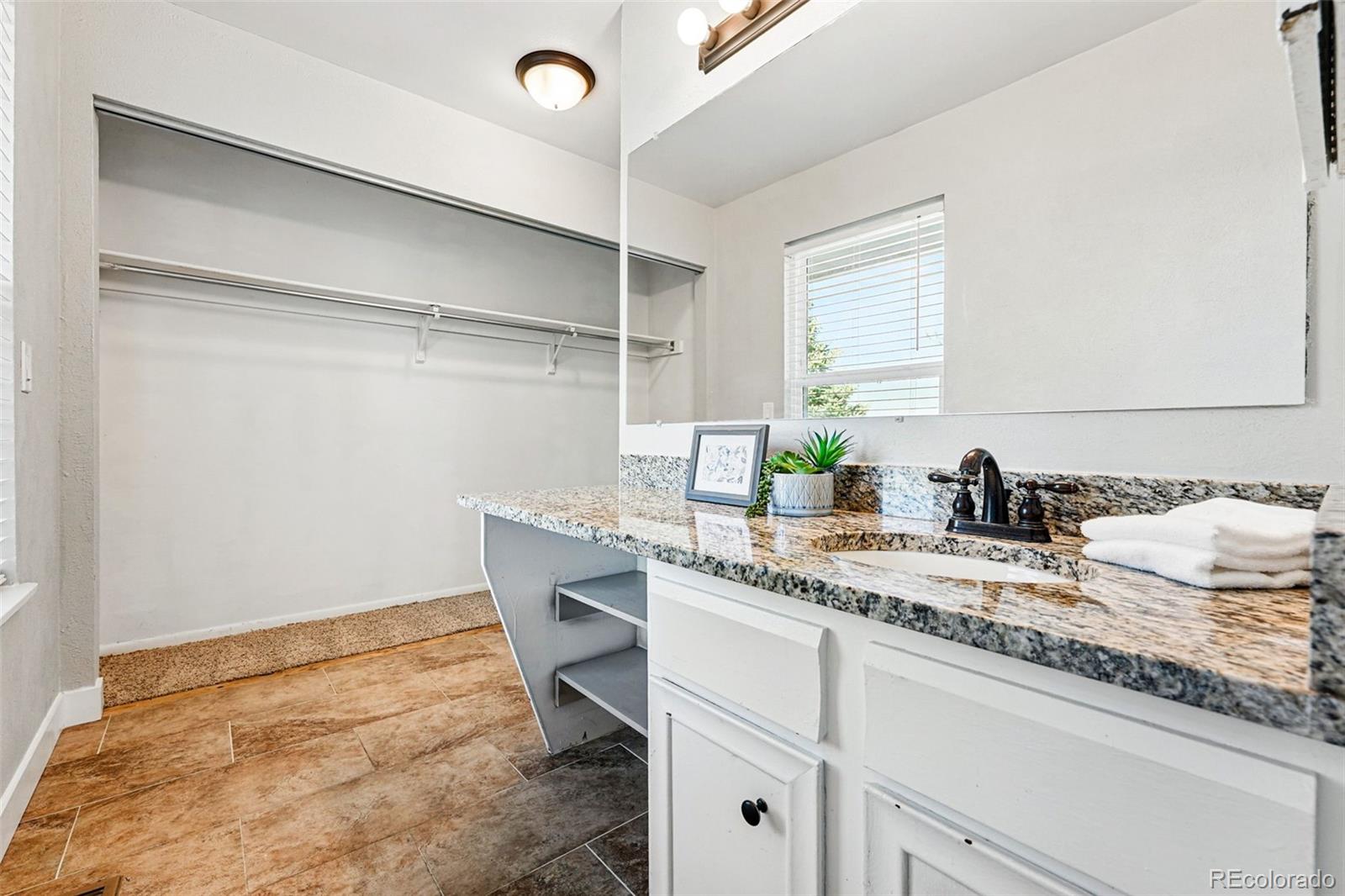 2645 S Xanadu Way Unit: C