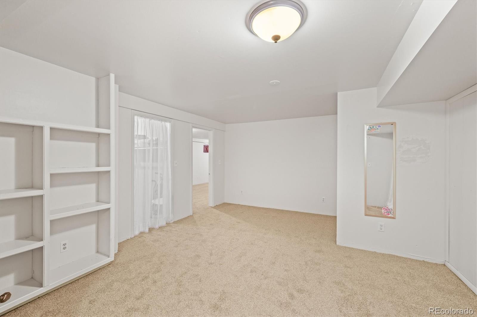5561 S Telluride Court