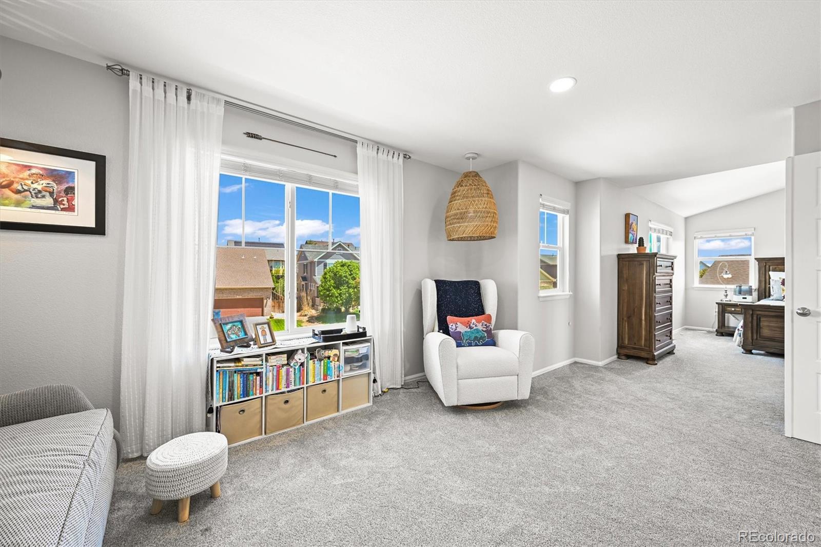 10227 Norfolk Street