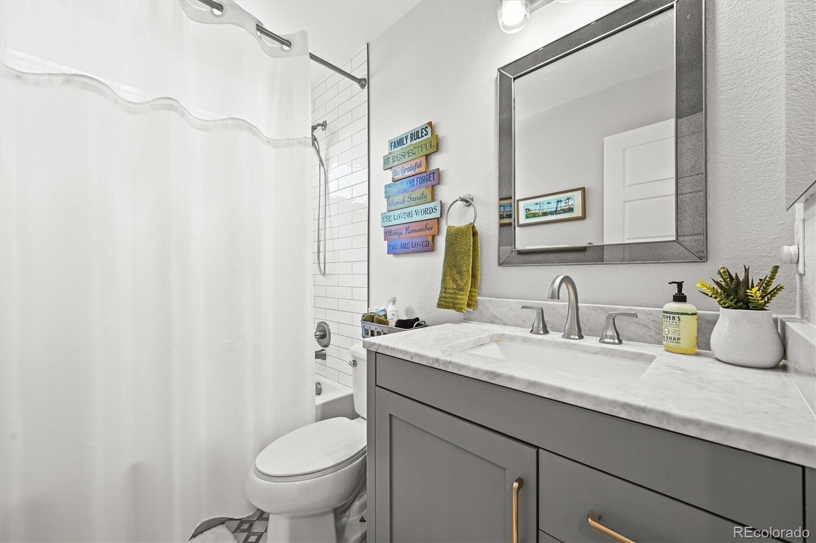 10227 Norfolk Street