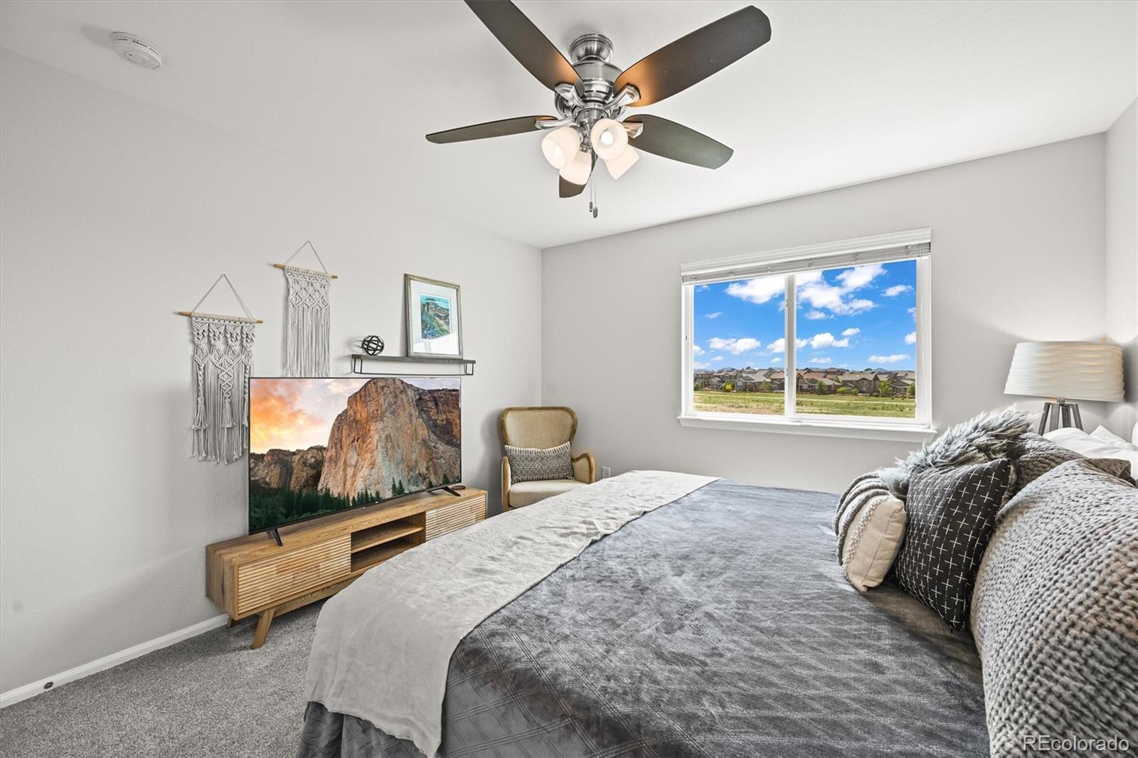 10227 Norfolk Street