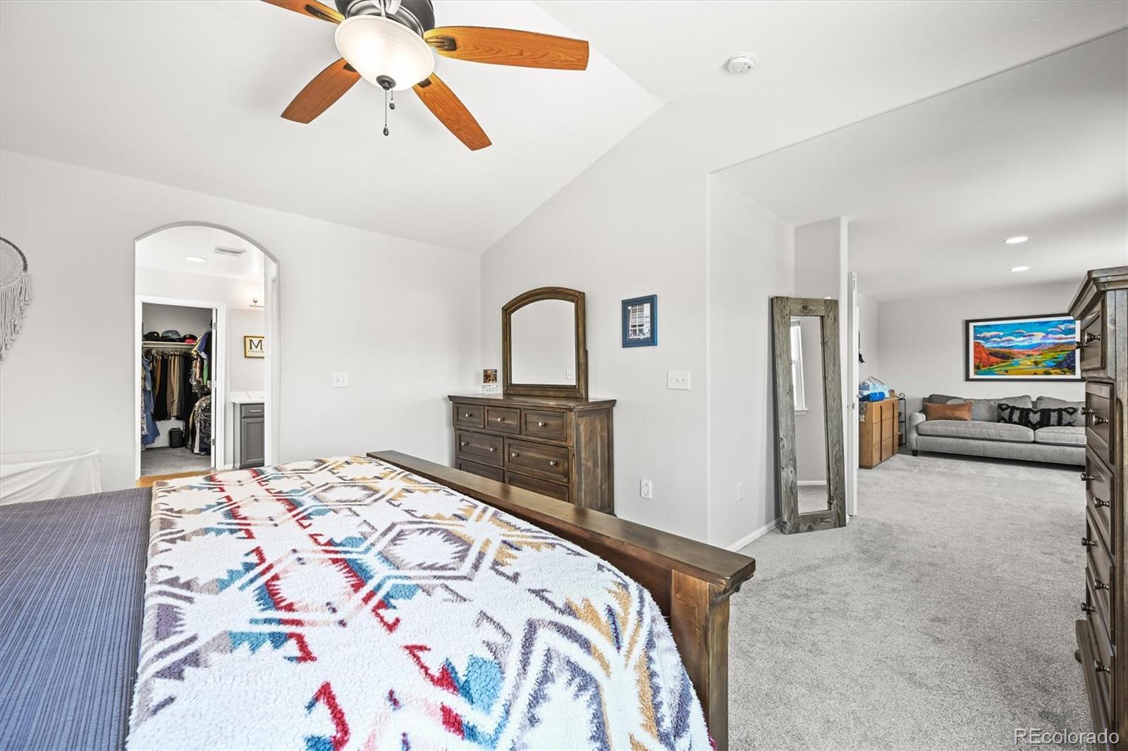 10227 Norfolk Street