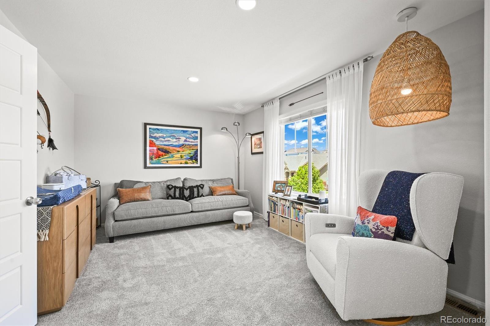 10227 Norfolk Street