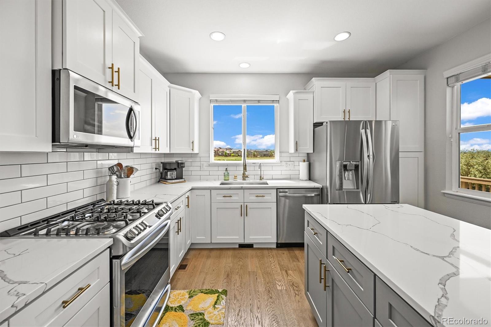 10227 Norfolk Street