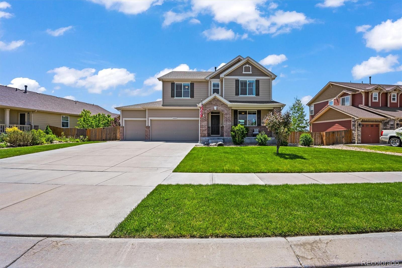 10227 Norfolk Street