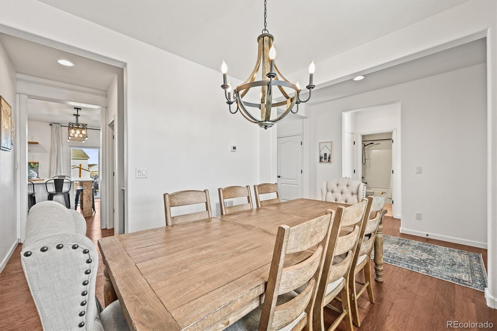 5595 Turnbury Circle