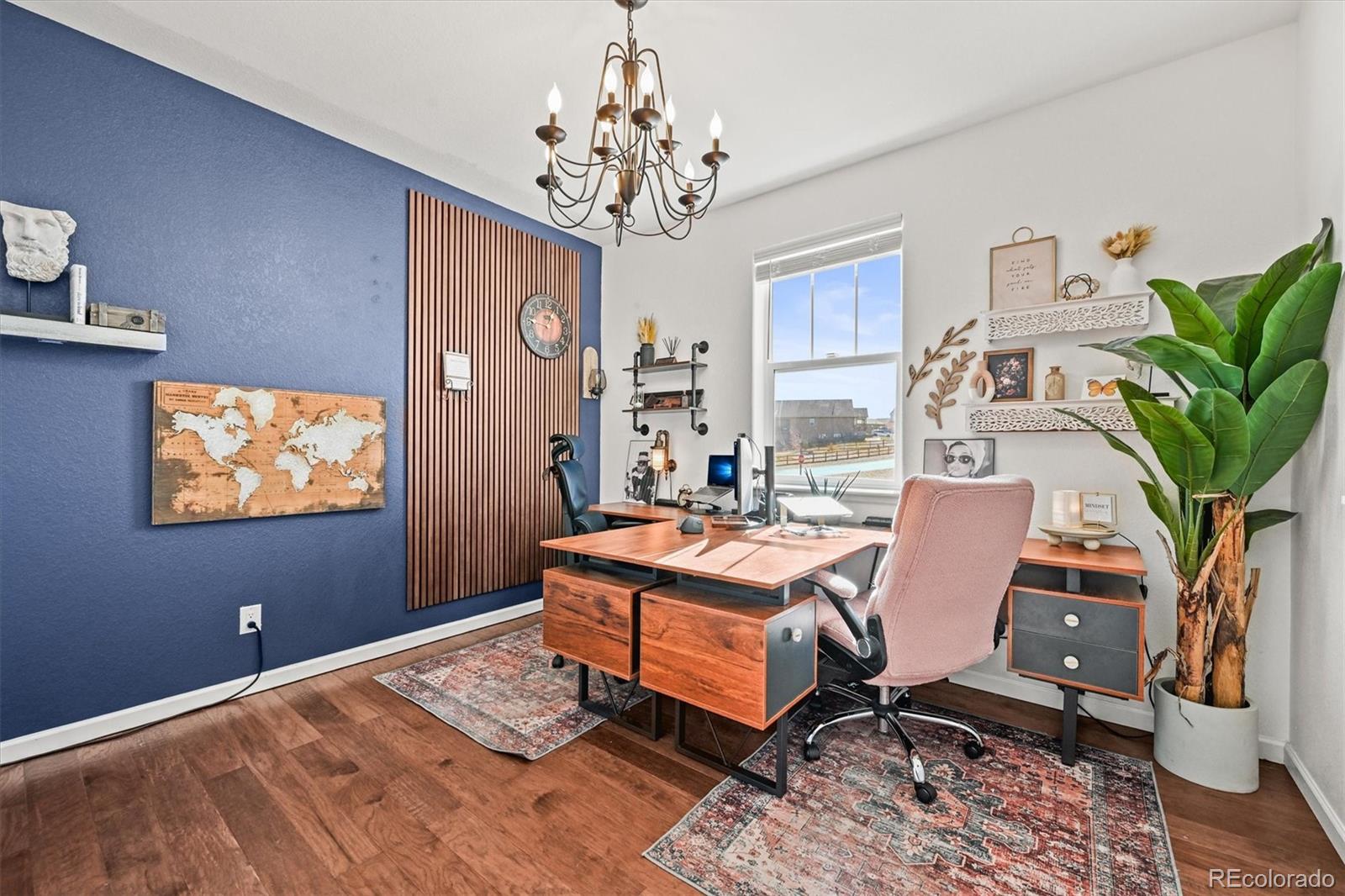 5595 Turnbury Circle