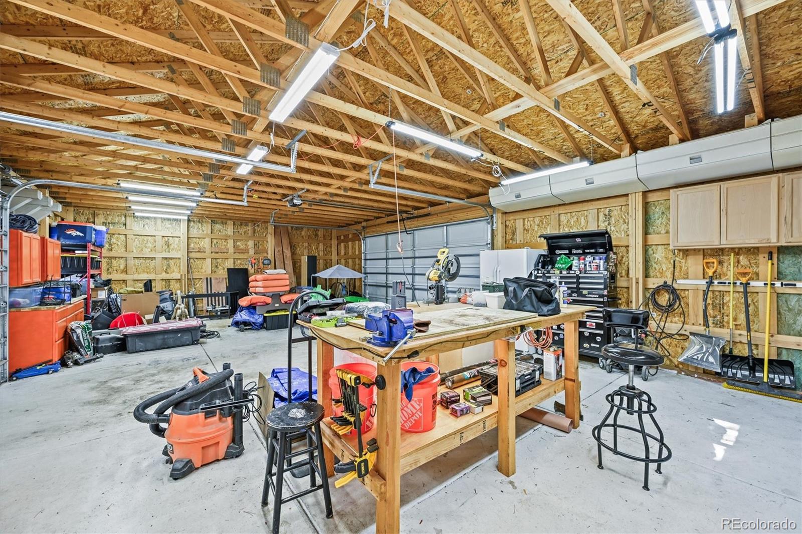 5595 Turnbury Circle