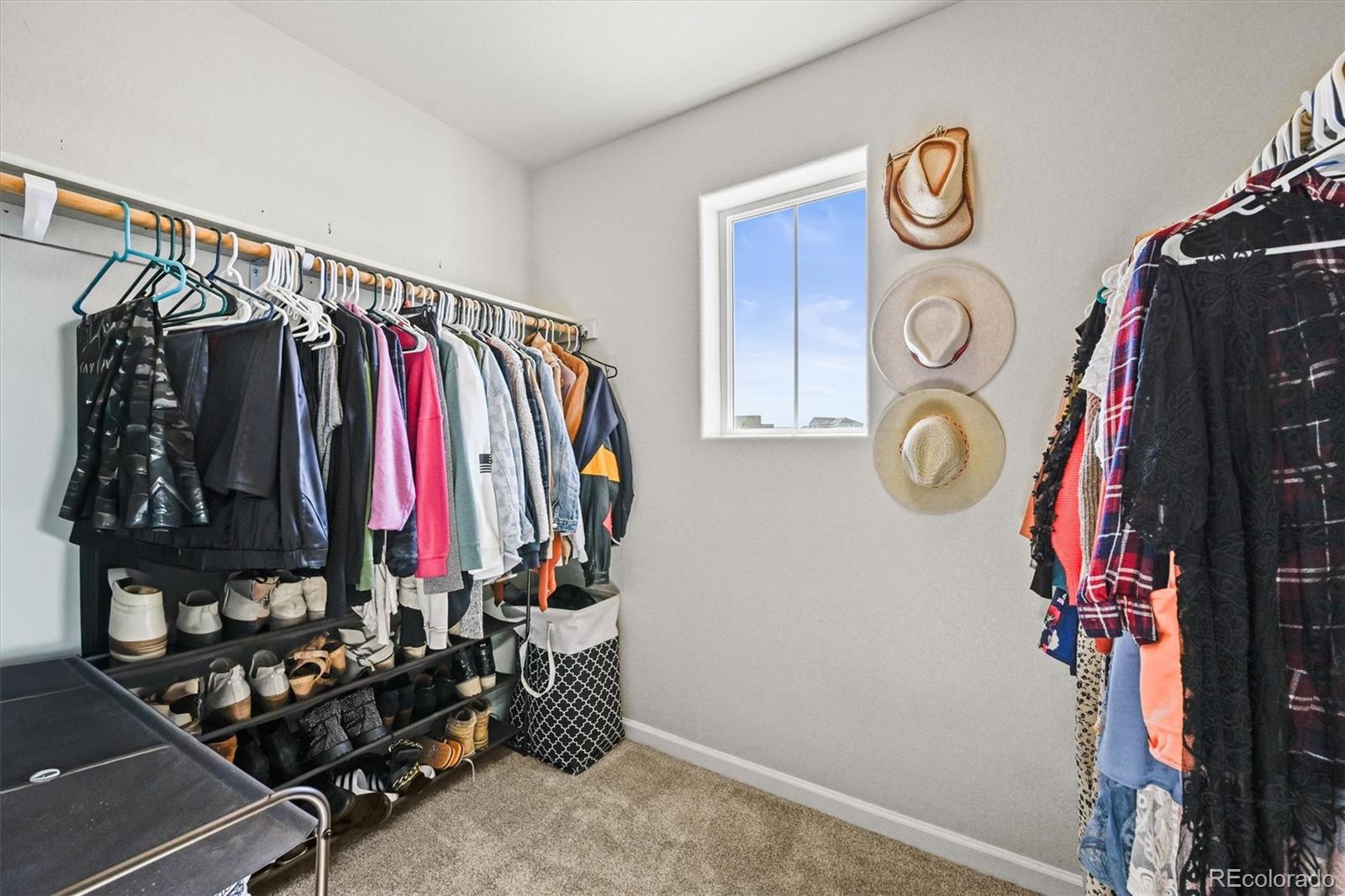 5595 Turnbury Circle