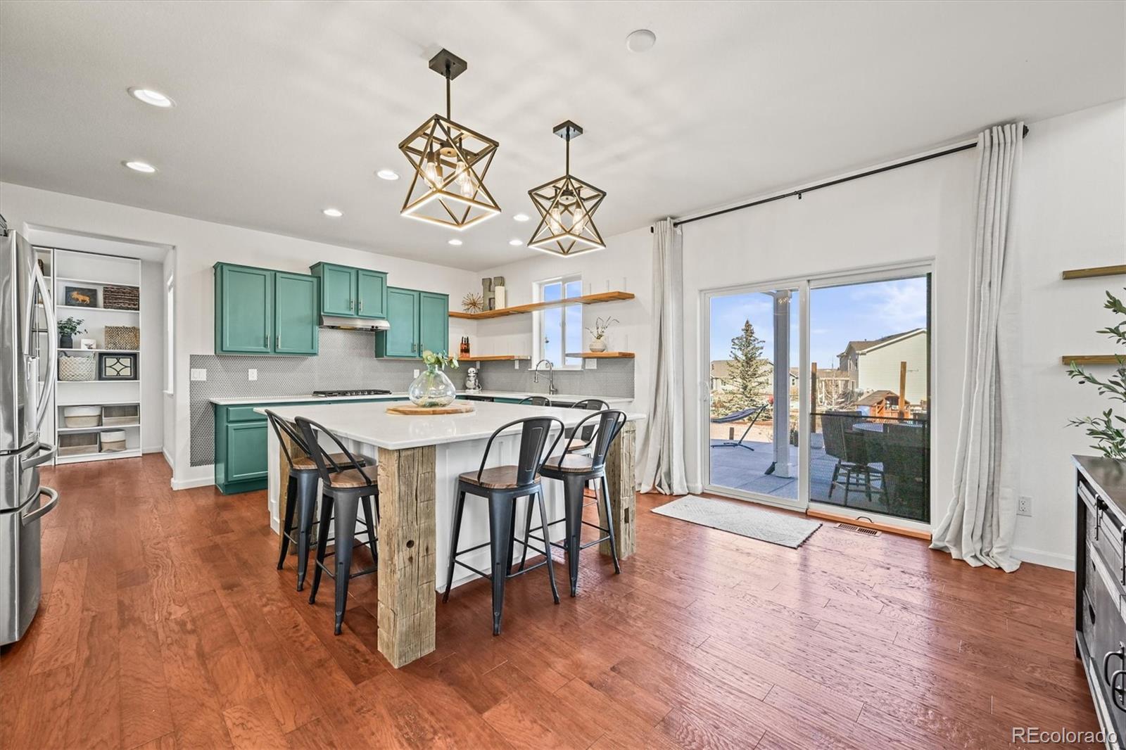 5595 Turnbury Circle