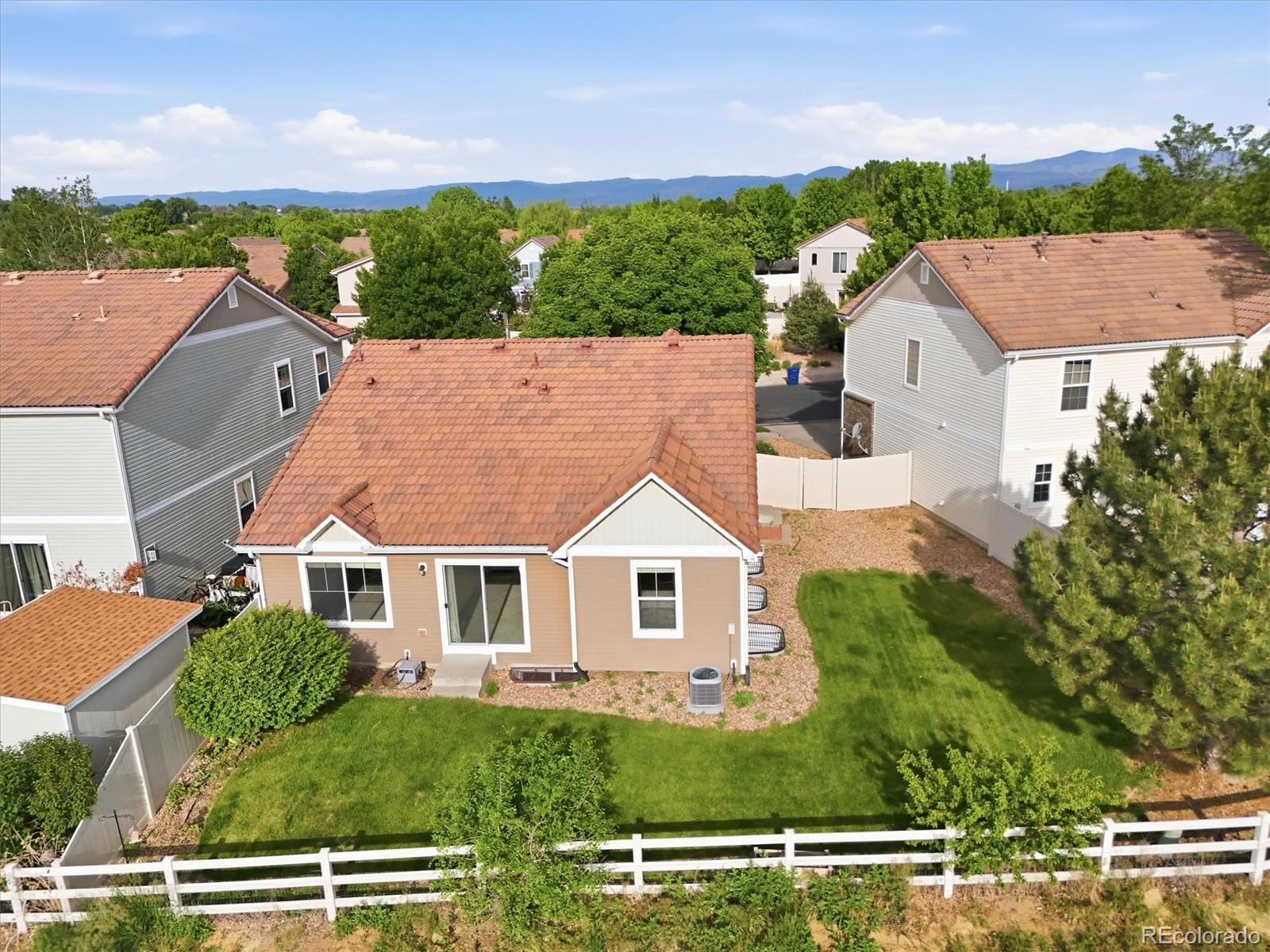 3925 Kenwood Circle