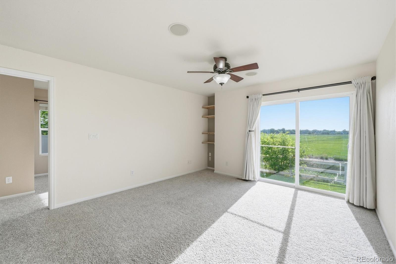 3925 Kenwood Circle