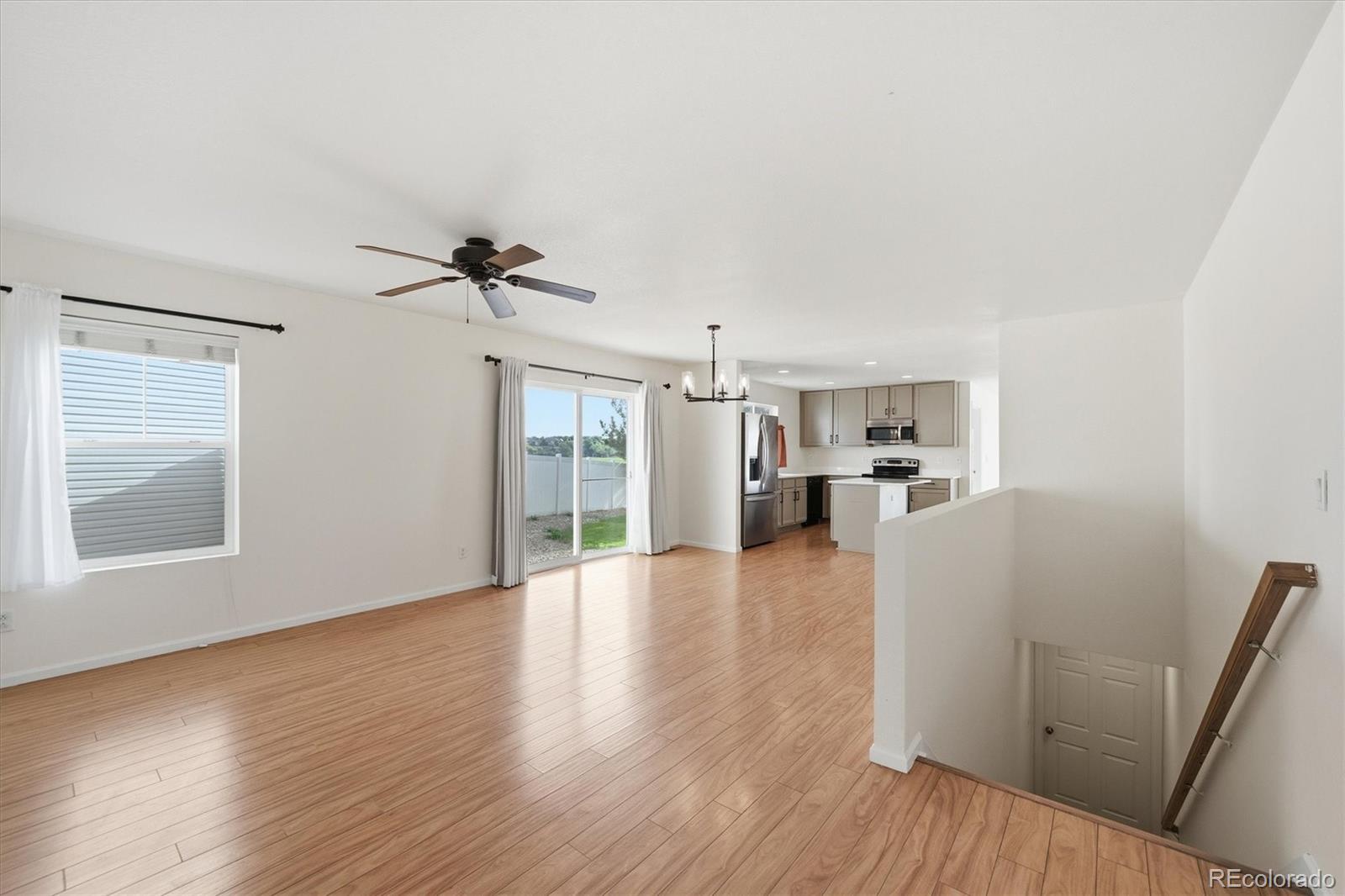 3925 Kenwood Circle