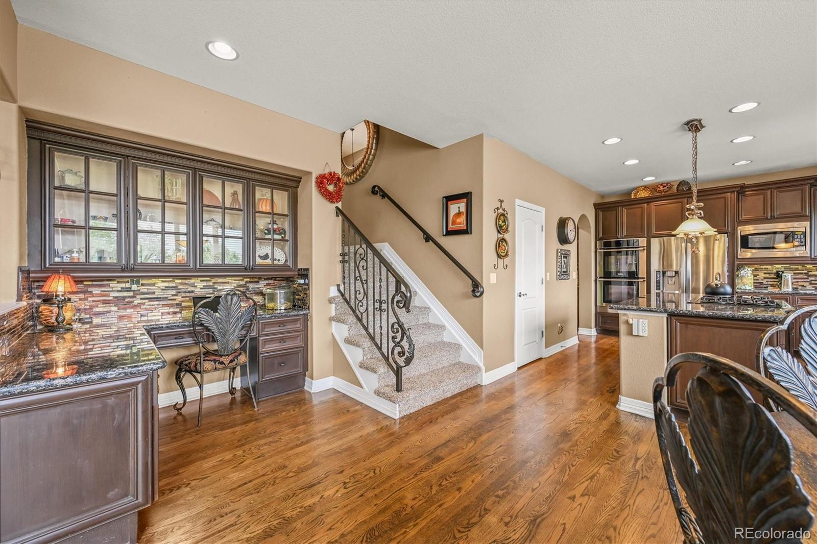 8518 High Ridge