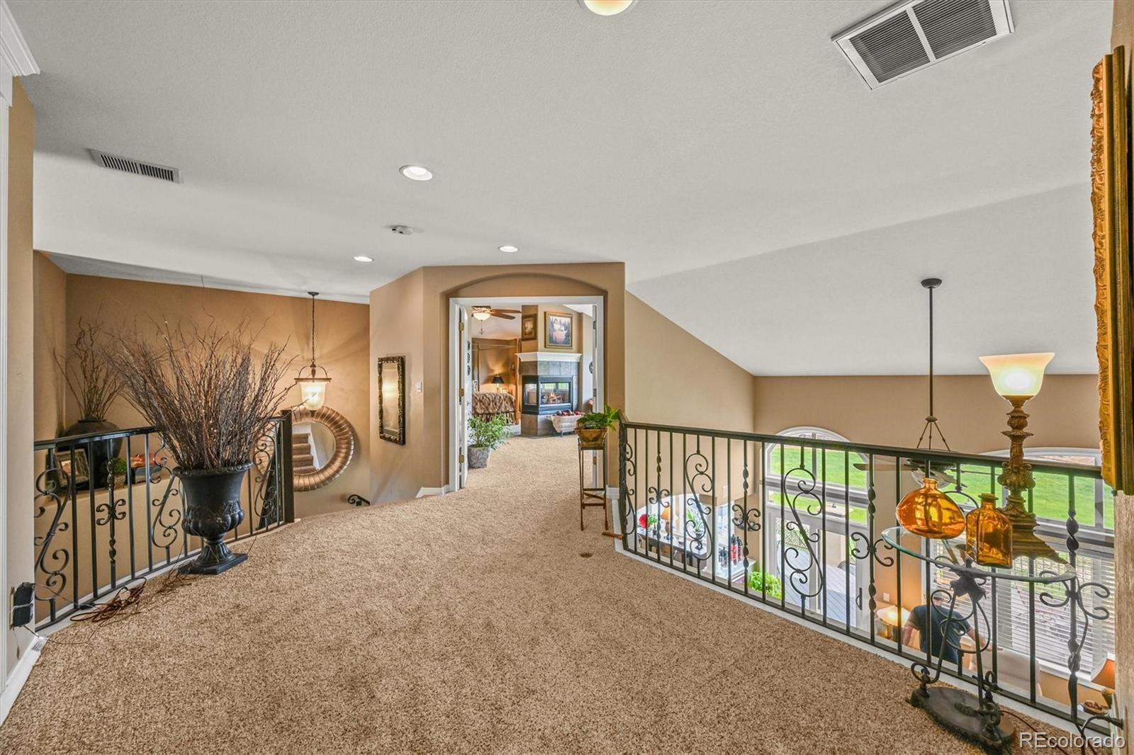 8518 High Ridge