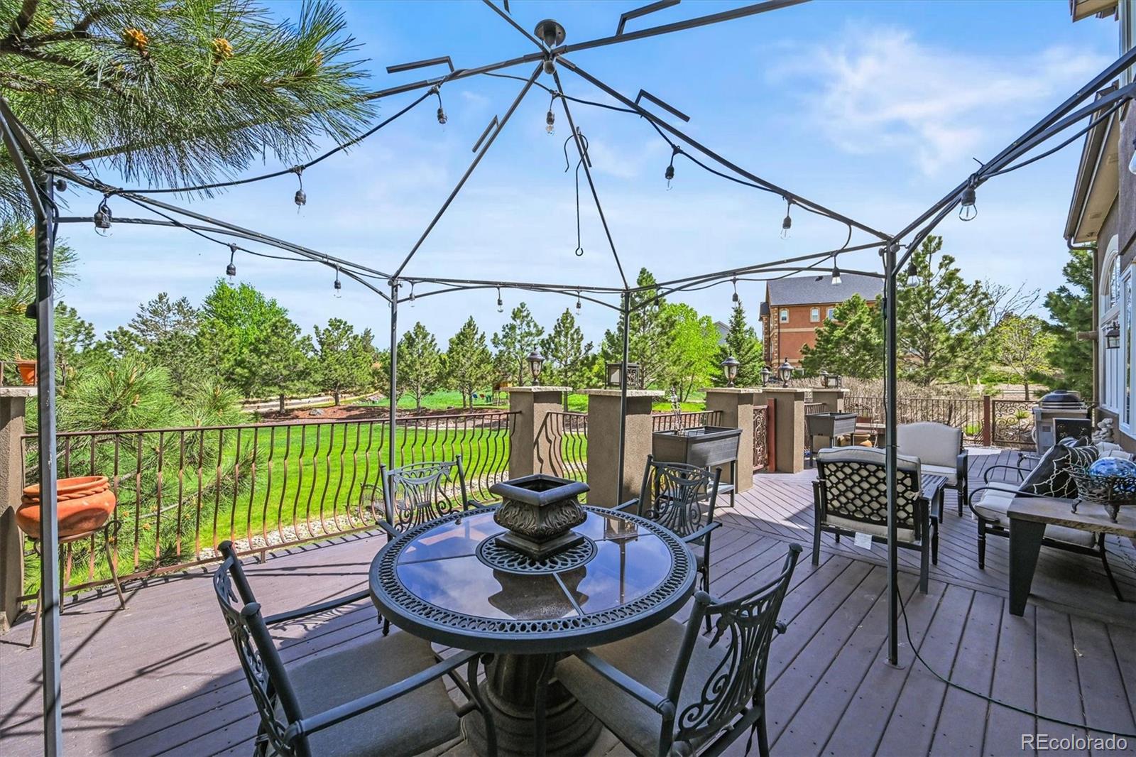 8518 High Ridge
