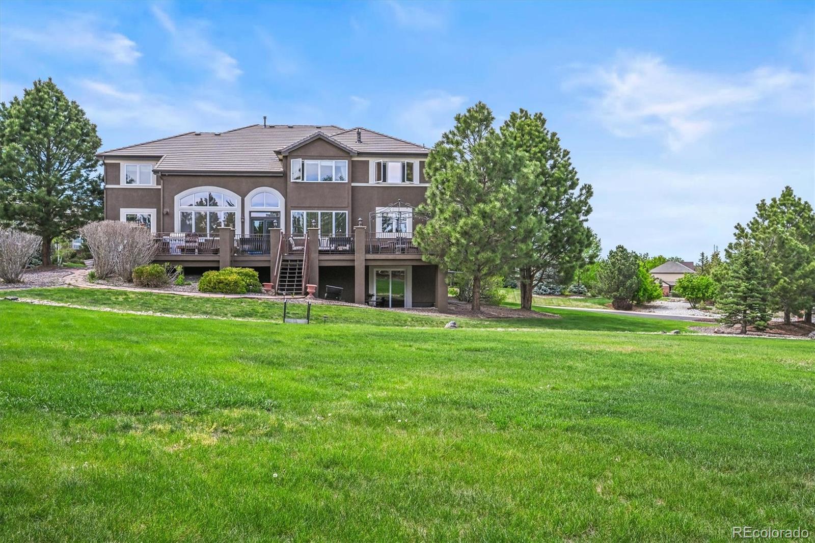 8518 High Ridge
