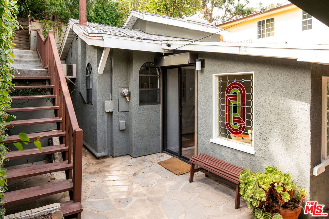5011 El Verano Ave