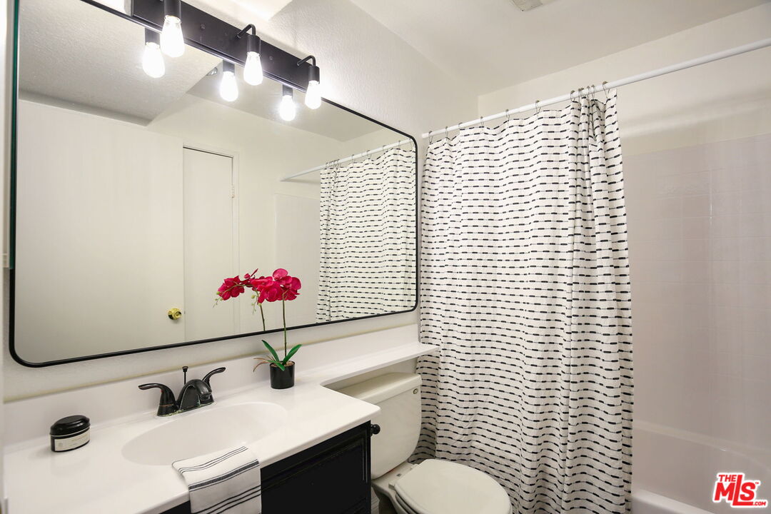 6140 Monterey Rd Unit: 327