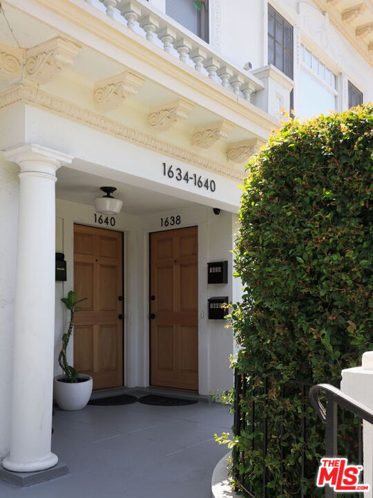 1638 Gramercy