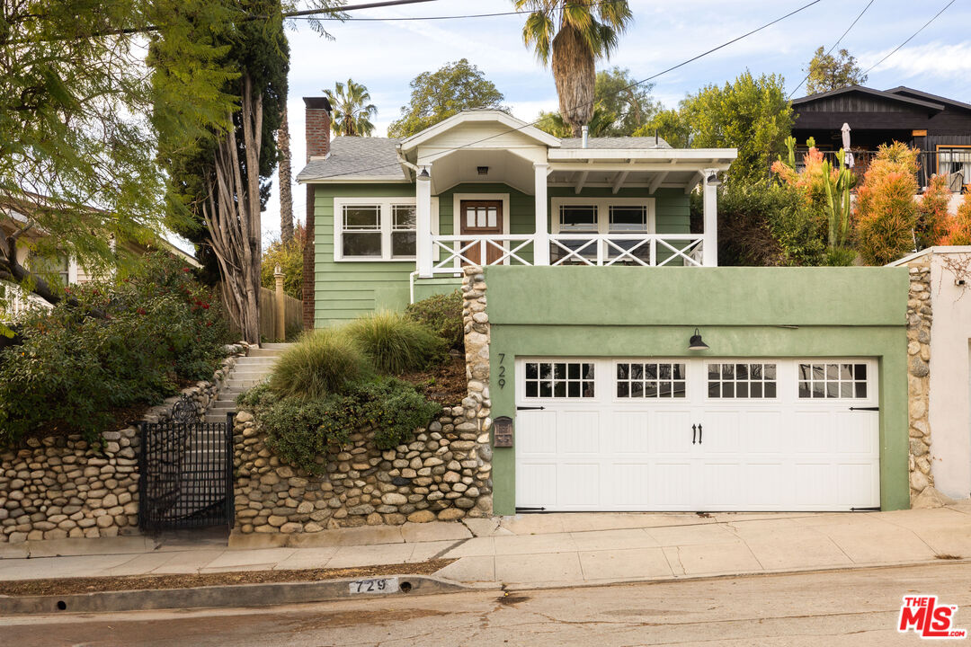 729 N Avenue 63