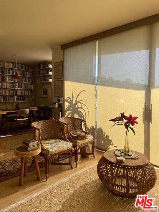 4411 Los Feliz Blvd Unit: 507