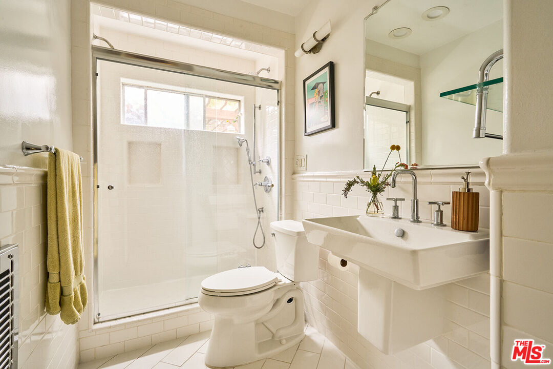 4343 Finley Ave Unit: 4