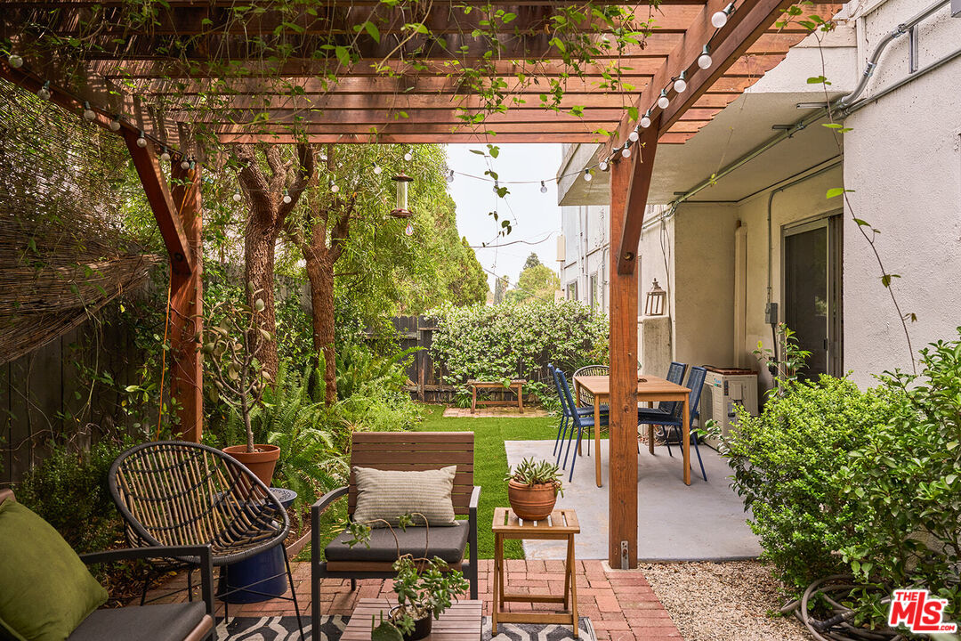 4343 Finley Ave Unit: 4