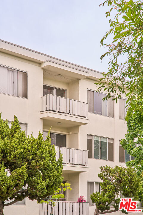 4343 Finley Ave Unit: 4