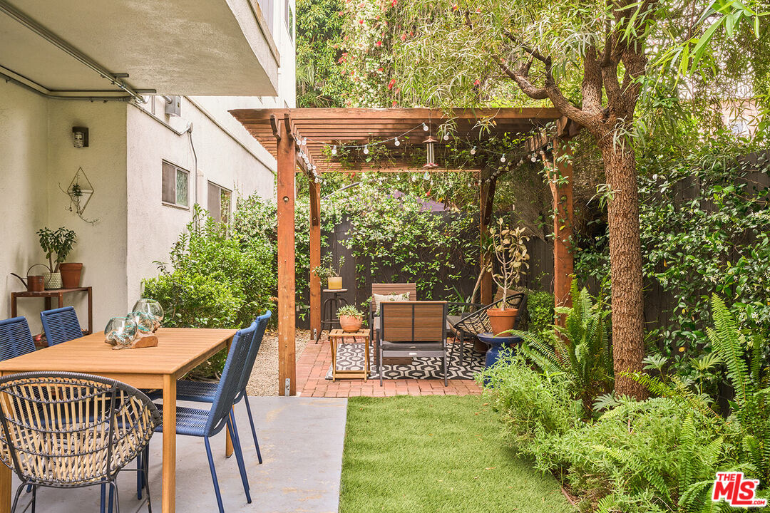 4343 Finley Ave Unit: 4