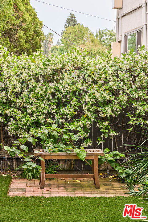 4343 Finley Ave Unit: 4