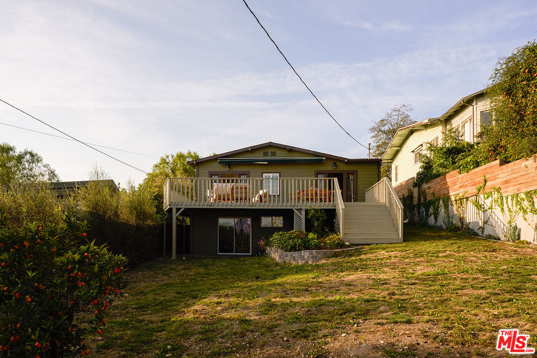 948 Elyria Dr