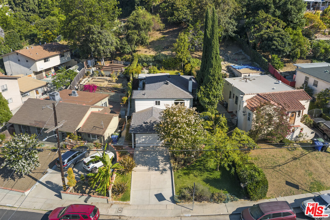 4566 Toland Way