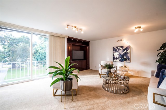 2100 E 2nd ST Unit: 305