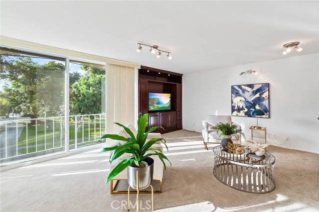 2100 E 2nd ST Unit: 305